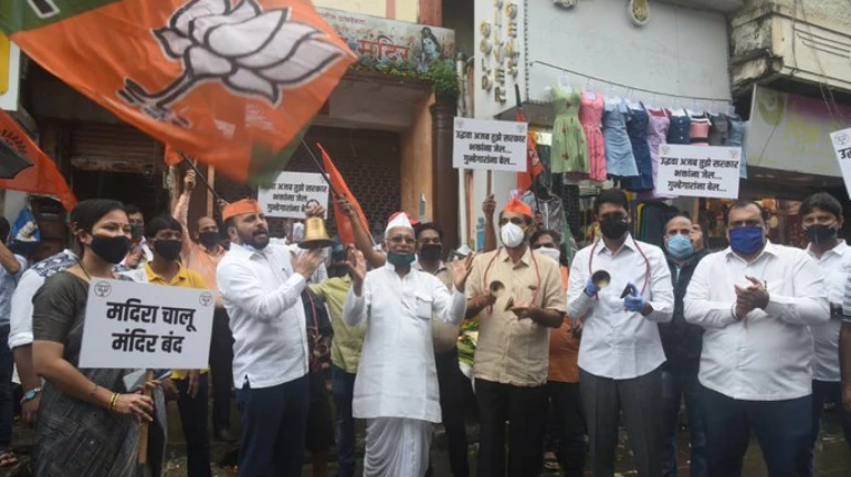 BJP organises a statewide agitation outside 10,000 temples in Maharashtra