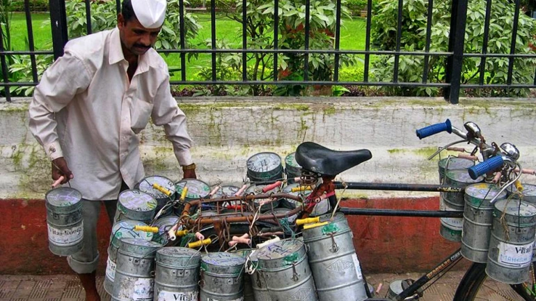Mumbai: People pledge to help Dabbawalas get back to work Mumbai: People pledge to help Dabbawalas get back to work