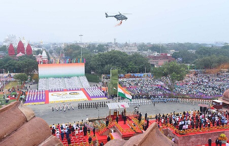 स्वातंत्र्यदिनी महाराष्ट्रातील 15 सरपंच उपस्थित राहणार