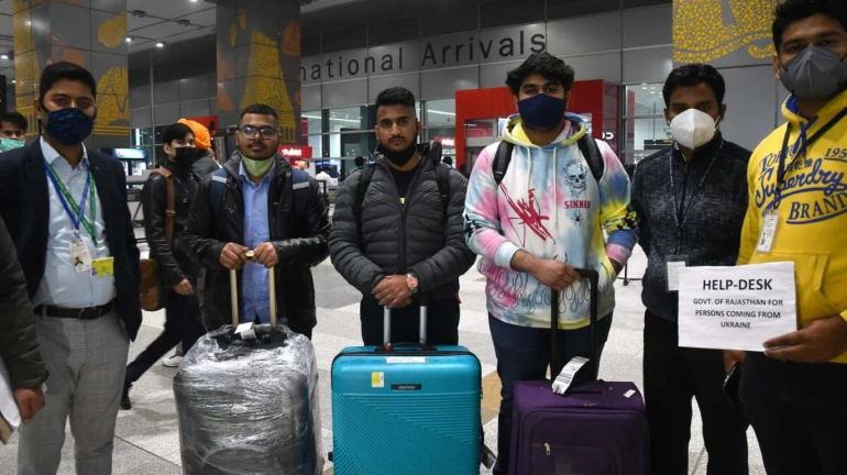 भारतीय विद्यार्थ्यांच्या सुटकेसाठी एअर इंडियाची विमानं युक्रेनला पाठवणार