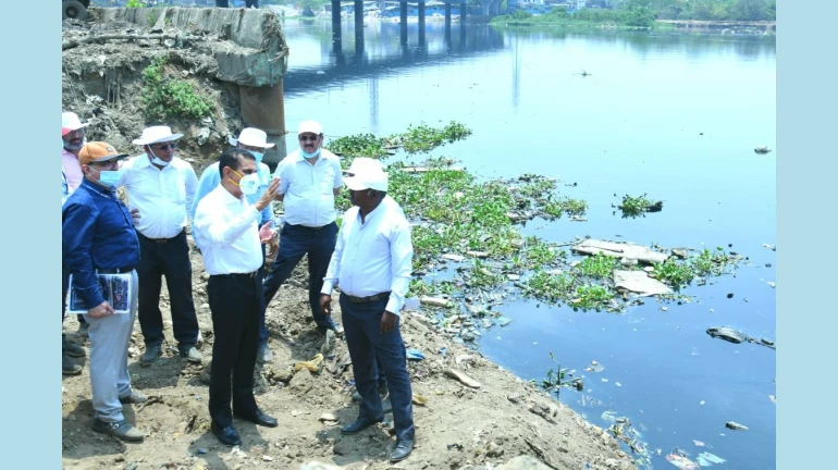 पालिकेचं मान्सूनपूर्व काम जोमात, पालिका आयुक्तांनी केली पाहणी पालिकेचं मान्सूनपूर्व काम जोमात, पालिका आयुक्तांनी केली पाहणी