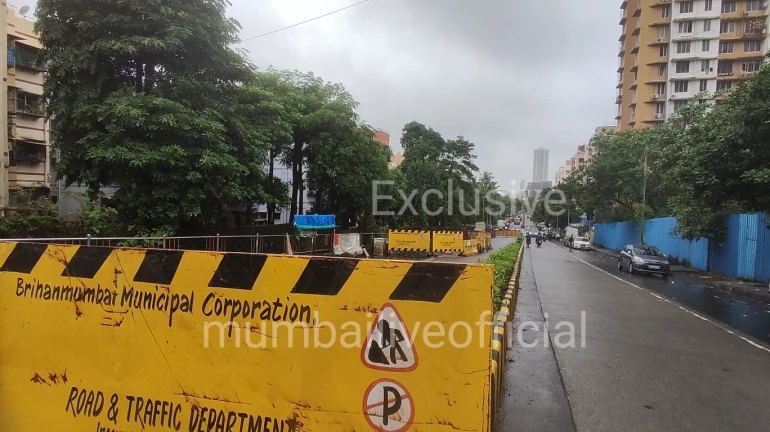 Mumbai: One side of the road near IT park in Goregaon NNP is closed