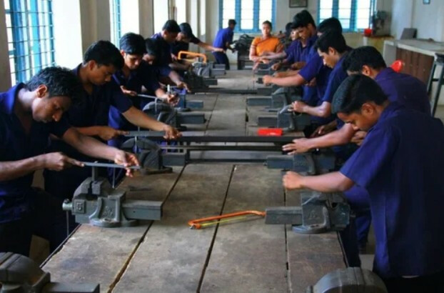 ITI अंतर्गत सोलर, ईव्ही तंत्रज्ञ अभ्यासक्रमांना मंजुरी