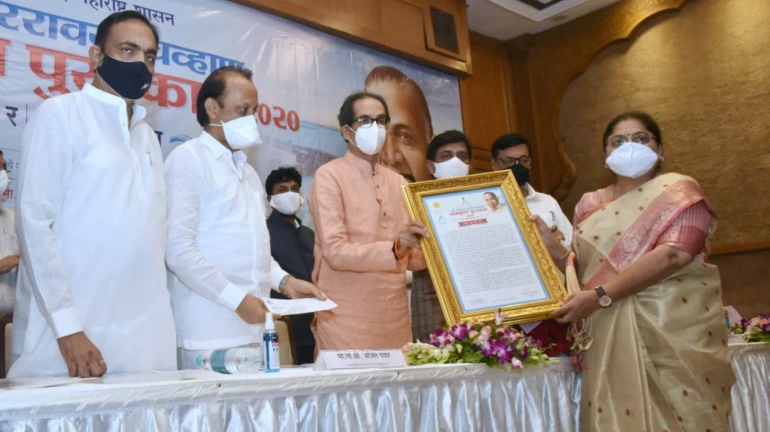 महाराष्ट्राच्या कानाकोपऱ्यात जलक्रांती घडवू- उद्धव ठाकरे महाराष्ट्राच्या कानाकोपऱ्यात जलक्रांती घडवू- उद्धव ठाकरे