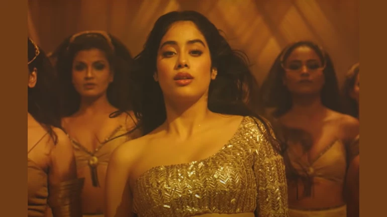 फिल्म 'रूही' का गाना Nadiyon Paar हुआ रिलीज, जाह्नवी कपूर ने लगाया हॉटनेस का तड़का फिल्म 'रूही' का गाना Nadiyon Paar हुआ रिलीज, जाह्नवी कपूर ने लगाया हॉटनेस का तड़का