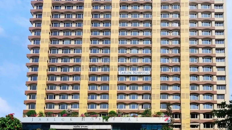 जसलोक अस्पताल में केवल कोरोना मरीजों के इलाज का फैसला बीएमसी ने लिया वापस जसलोक अस्पताल में केवल कोरोना मरीजों के इलाज का फैसला बीएमसी ने लिया वापस