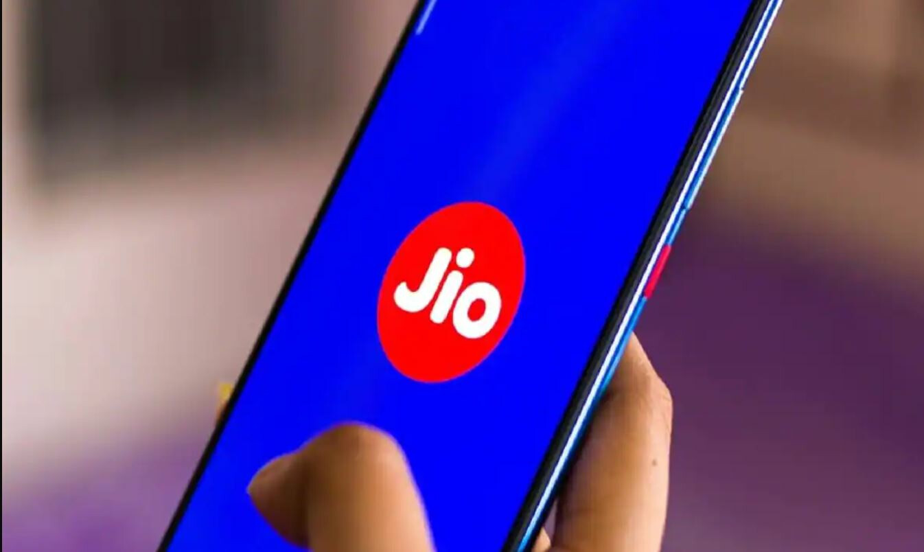 Reliance Jioचा रिचार्ज महागला, पहा प्लॅनचे नवे दर