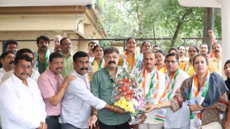 Ajit Pawar group suffers setback in Kalwa; Former TMC opposition leader Prakash Barde rejoins Sharad Pawar group Ajit Pawar group suffers setback in Kalwa; Former TMC opposition leader Prakash Barde rejoins Sharad Pawar group