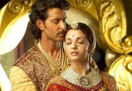 'जोधा अकबर' ने 13 साल किये पूरे! ऋतिक रोशन ने बीते दिनों की यादें की ताजा