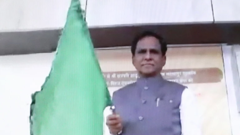 CR Flags Off Kalaburagi-Shri Chhatrapati Shahu Maharaj Terminus, Kolhapur Express CR Flags Off Kalaburagi-Shri Chhatrapati Shahu Maharaj Terminus, Kolhapur Express