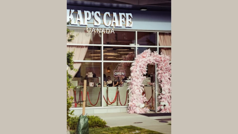 Kapil Sharma's Canada cafe attacked for a 2nd time Kapil Sharma's Canada cafe attacked for a 2nd time