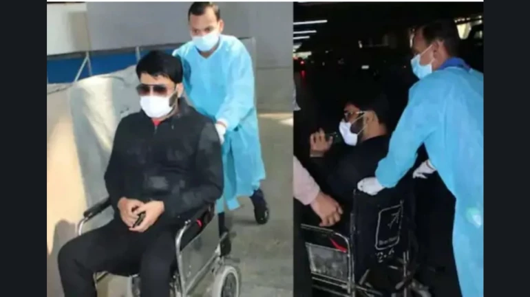 फोटोग्राफर्स को देखते ही भड़के कॉमेडियन कपिल शर्मा, कहे अपशब्द फोटोग्राफर्स को देखते ही भड़के कॉमेडियन कपिल शर्मा, कहे अपशब्द