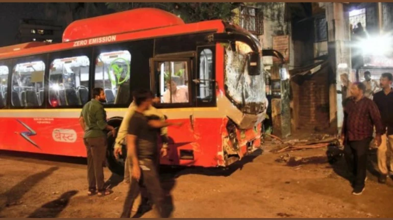 कुर्ला बस अपघात : चालकाला मिनी बस चालवायचाच अनुभव कुर्ला बस अपघात : चालकाला मिनी बस चालवायचाच अनुभव