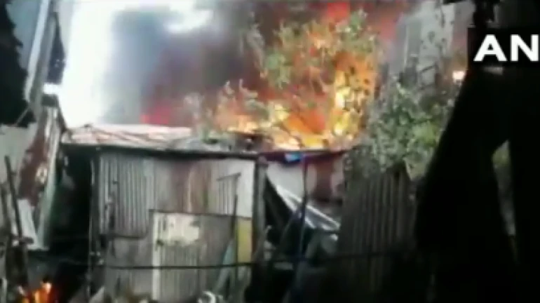 Massive fire breaks out in a godown in Kurla