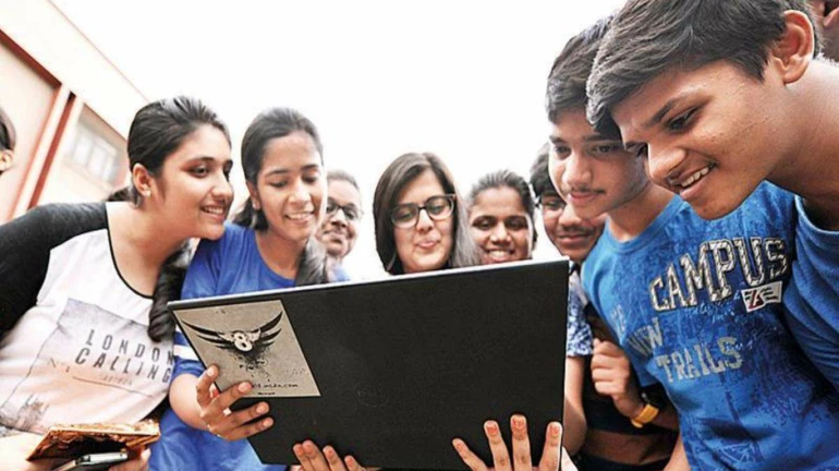 डी.डी. सह्याद्रीवर भरणार शाळा, पहिली ते बारावीच्या विद्यार्थ्यांचे होणार तास डी.डी. सह्याद्रीवर भरणार शाळा, पहिली ते बारावीच्या विद्यार्थ्यांचे होणार तास