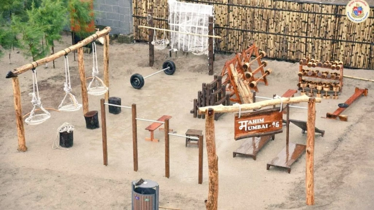 माहीम समुद्र किनाऱ्याचे सुशोभिकरण, पर्यटनाला चालना देण्यासाठी केले 'हे' बदल माहीम समुद्र किनाऱ्याचे सुशोभिकरण, पर्यटनाला चालना देण्यासाठी केले 'हे' बदल