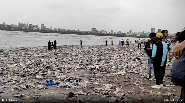 बारिश के कम होते ही  मुंबई में सभी समुद्री किनारो को एक बार फिर खोला गया