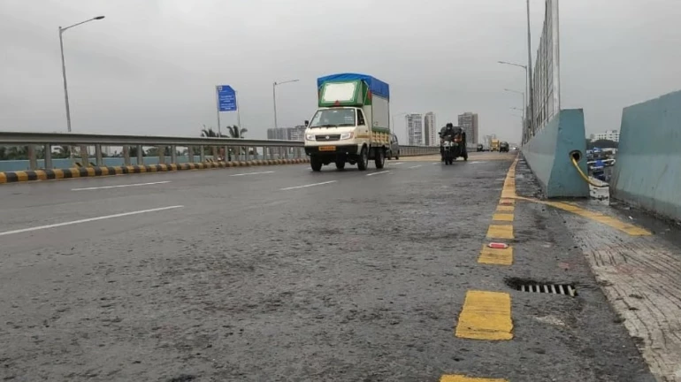 मुंबई के एलफिंस्टन ब्रिज पर 10 अप्रैल से ट्रैफिक डायवर्जन मुंबई के एलफिंस्टन ब्रिज पर 10 अप्रैल से ट्रैफिक डायवर्जन