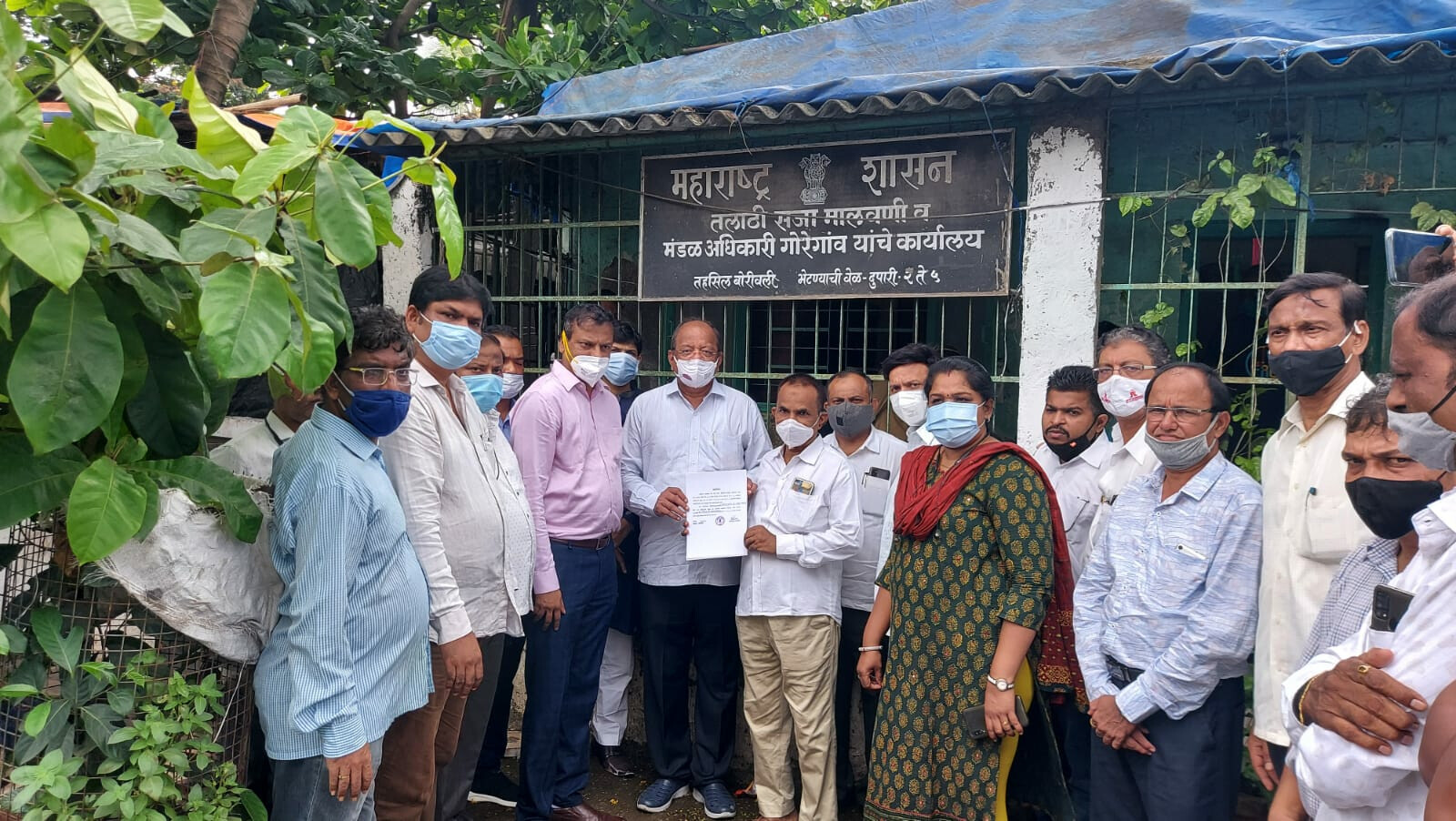 Relief Money handed over to victims of Malvani accident from the Prime Minister’s Relief Fund