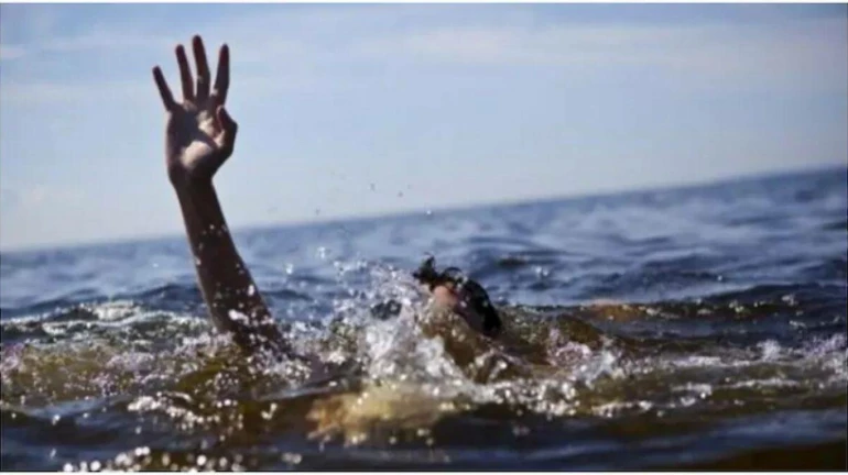 मलबार हिलजवळील समुद्रात बुडून २ मुलांचा मृत्यू