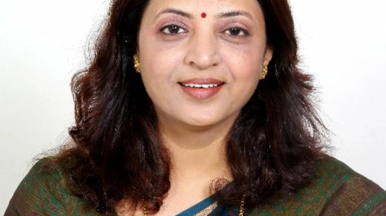 पोलिस दलात ३३ टक्के महिलांची भरती करावी पोलिस दलात ३३ टक्के महिलांची भरती करावी