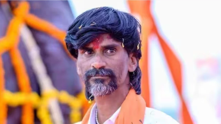 मनोज जरंगे पाटील 10 फेब्रुवारीपासून बेमुदत उपोषणाला बसणार मनोज जरंगे पाटील 10 फेब्रुवारीपासून बेमुदत उपोषणाला बसणार