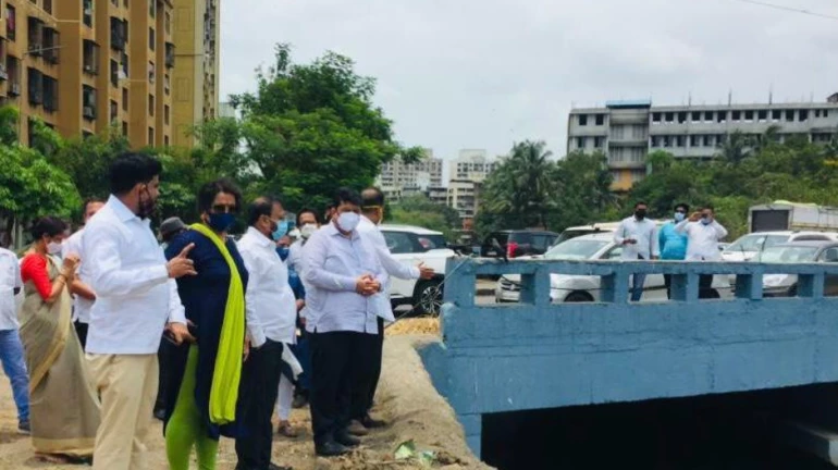 सांसद मनोज कोटक ने बीजेपी विधायक और नगरसेवकों के साथ मानसून पूर्व बीएमसी के तैयारियो का लिया जायजा सांसद मनोज कोटक ने बीजेपी विधायक और नगरसेवकों के साथ मानसून पूर्व बीएमसी के तैयारियो का लिया जायजा