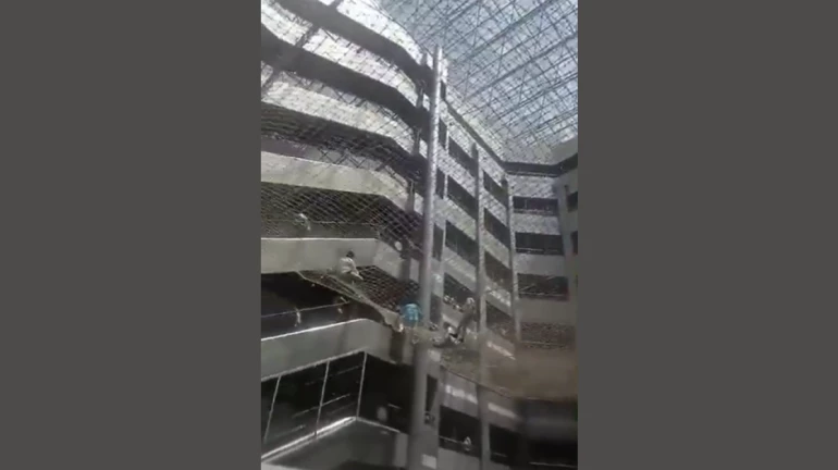 Maharashtra Deputy Speaker Jumps Off 3rd Floor Of Mantralay Maharashtra Deputy Speaker Jumps Off 3rd Floor Of Mantralay