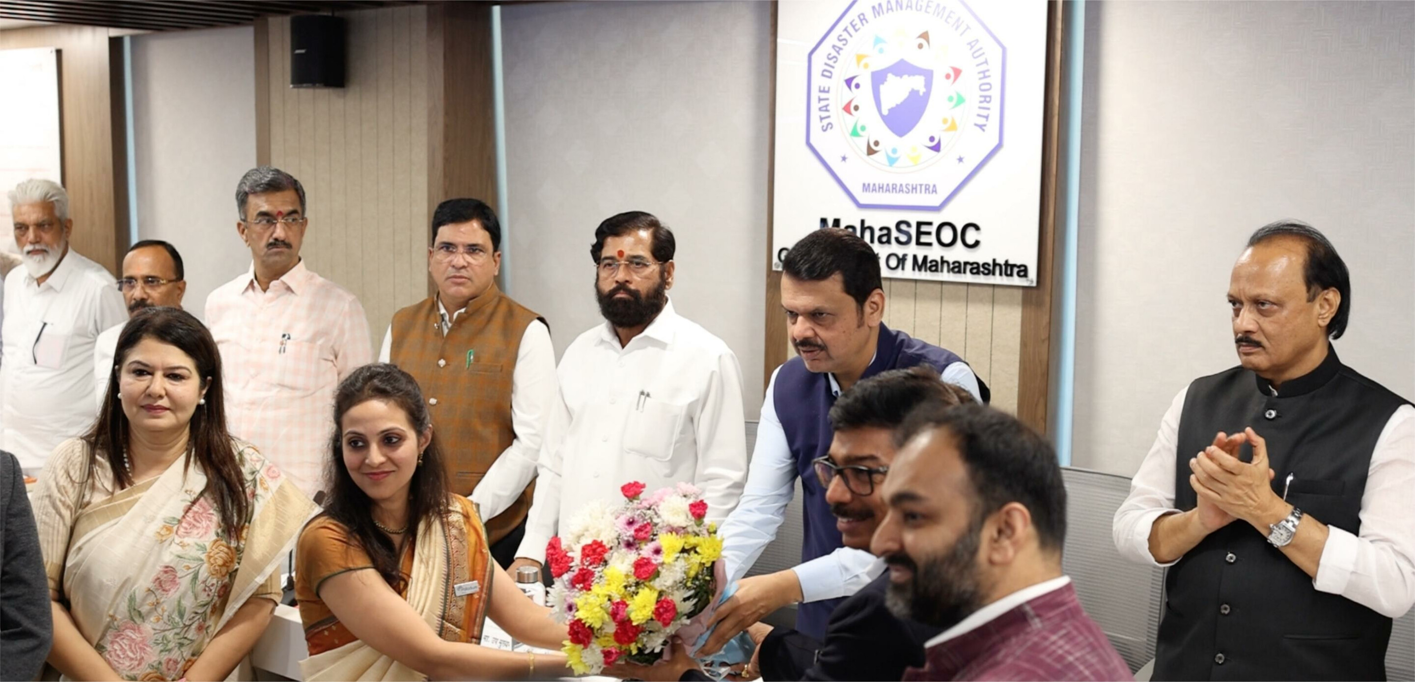 महाराष्ट्र सरकार ने मंत्रालय में इंटीग्रेटेड आपदा नियंत्रण कक्ष का उद्घाटन किया