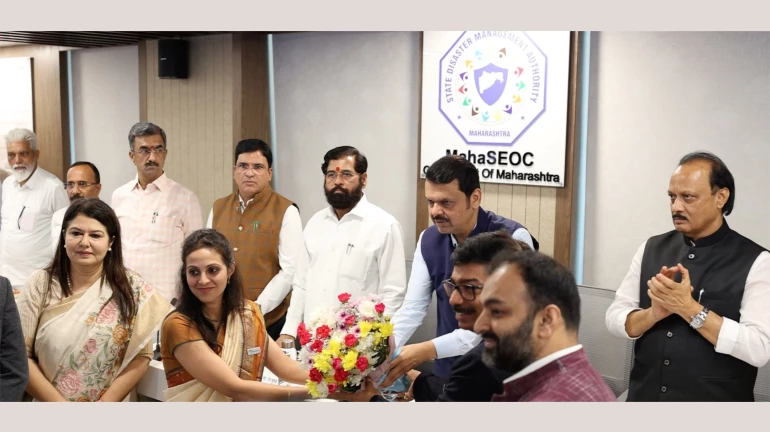 महाराष्ट्र सरकार ने मंत्रालय में इंटीग्रेटेड आपदा नियंत्रण कक्ष का उद्घाटन किया महाराष्ट्र सरकार ने मंत्रालय में इंटीग्रेटेड आपदा नियंत्रण कक्ष का उद्घाटन किया