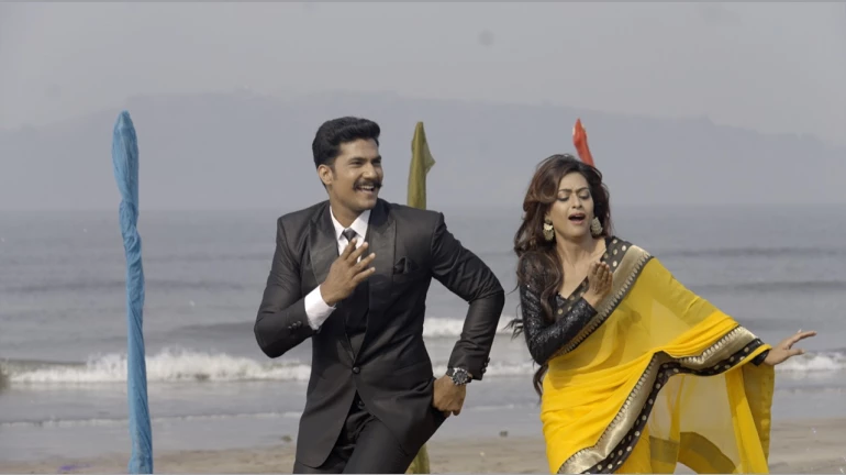 शीतल-अभिजीतचं लव्ह साँग 'लंडनचा राजा...' शीतल-अभिजीतचं लव्ह साँग 'लंडनचा राजा...'