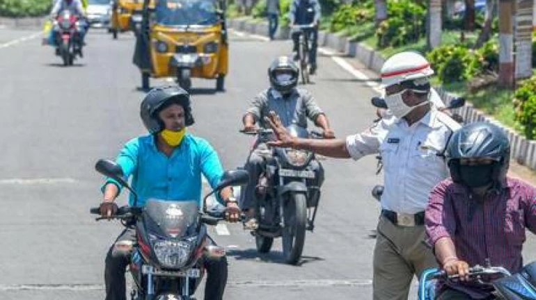 मास्क नहीं पहनने पर KDMC में अब तक हो चुकी है 2 लाख की वसूली मास्क नहीं पहनने पर KDMC में अब तक हो चुकी है 2 लाख की वसूली