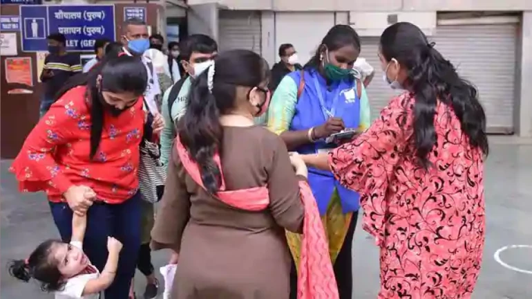 क्या...मुंबई में बिना मास्क के पकड़े जाने पर हजार रुपए जुर्माना? क्या...मुंबई में बिना मास्क के पकड़े जाने पर हजार रुपए जुर्माना?