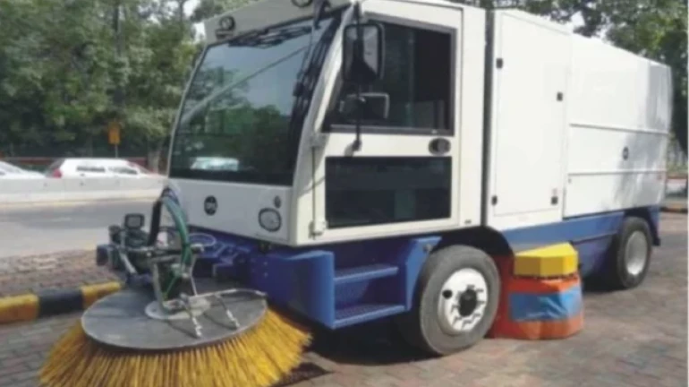 Mumbai: BMC to buy 9 more mechanical brooms for road cleaning; Will be used to improve air quality