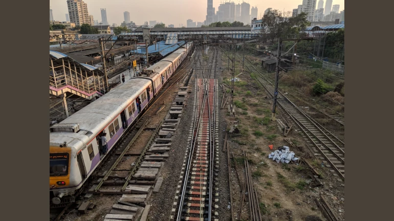 Thane, Mankhurd, Borivali railway stations account to maximum number of deaths on tracks