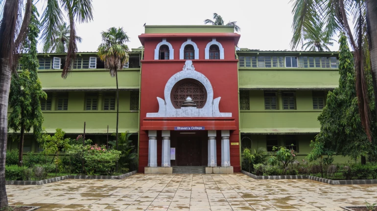 Some Mumbai colleges resume classes; others unsure due to spike in COVID-19 cases Some Mumbai colleges resume classes; others unsure due to spike in COVID-19 cases