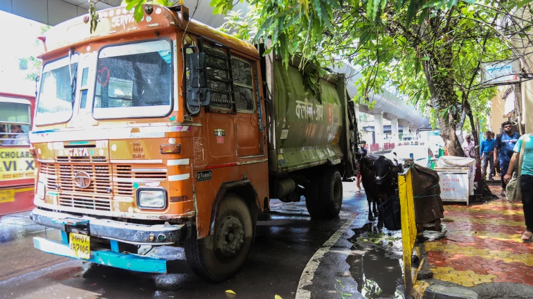 Speeding truck kills two pedestrians at Lower Parel, driver arrested Speeding truck kills two pedestrians at Lower Parel, driver arrested