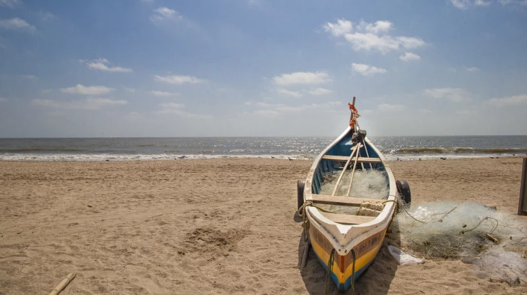 गोवा की तर्ज पर महाराष्ट्र में शुरु हो रहे हैं बीच शैक्स गोवा की तर्ज पर महाराष्ट्र में शुरु हो रहे हैं बीच शैक्स