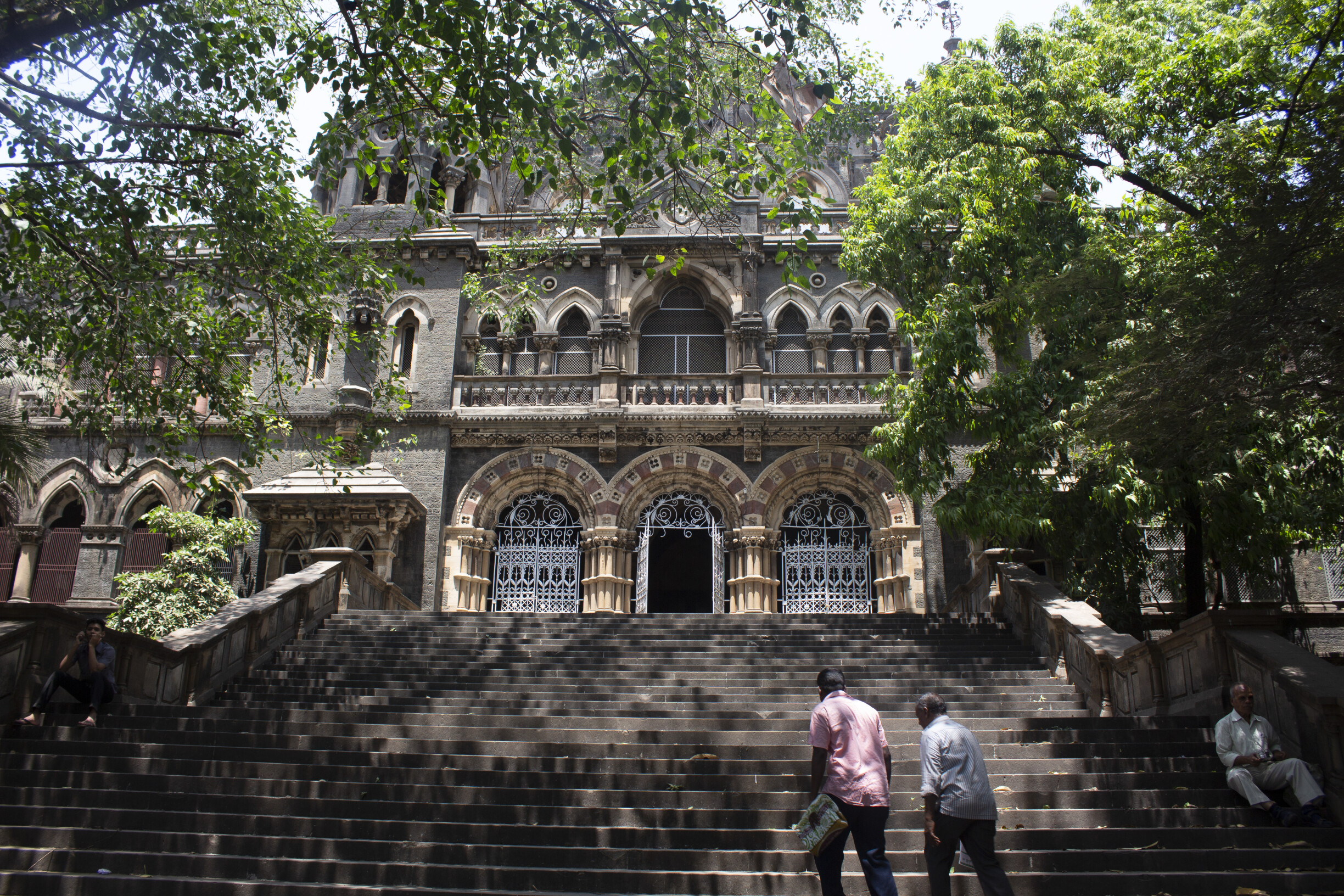 काॅलेज सुरू राहणार की पुन्हा बंद? उदय सामंत यांनी दिली महत्त्वाची माहिती
