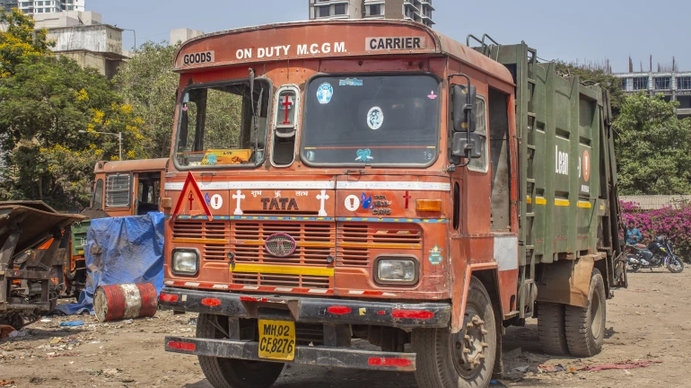 "BMC garbage vans should strictly operate between 8pm and 8am": Road Safety Panel