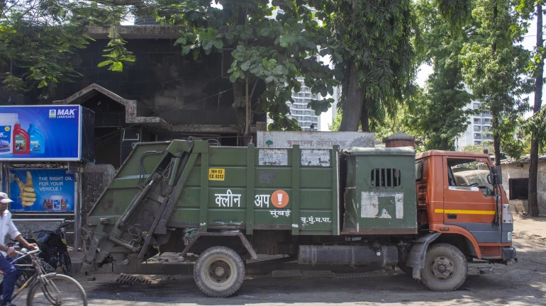 मुंबई में कचरा संग्रहण वाहनों की लाइव ट्रैकिंग के लिए नियंत्रण कक्ष बनाया जाएगा