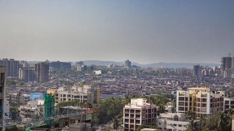 पत्रा चाळ वाद तापणार? घराचा ताबा घेण्यास रहिवाशांचा नकार पत्रा चाळ वाद तापणार? घराचा ताबा घेण्यास रहिवाशांचा नकार