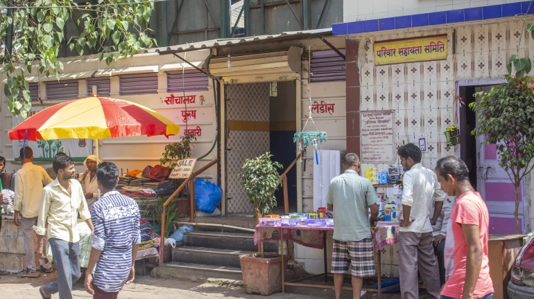 पालिका मुंबईत नवीन पे अँड यूज टॉयलेट बांधणार