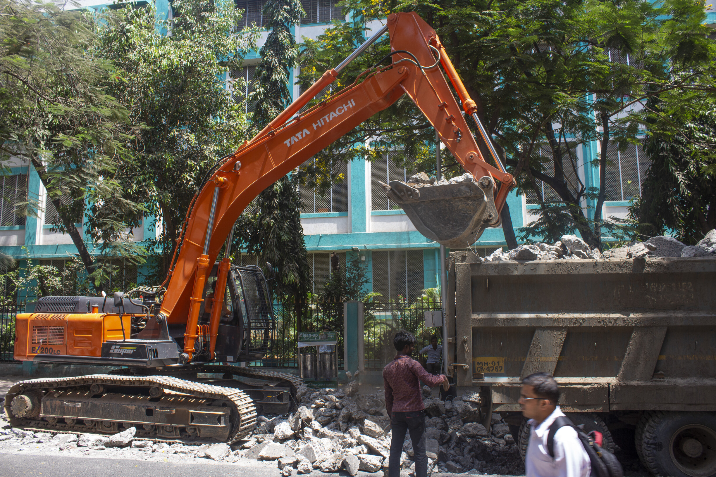 BMC's New Strategy to Tackle Air Pollution Across Mumbai - Read Fresh Regulations Here