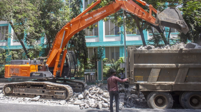 Good news Thanekars! 60% to 70% of road works are complete; Expect pothole free roads Good news Thanekars! 60% to 70% of road works are complete; Expect pothole free roads