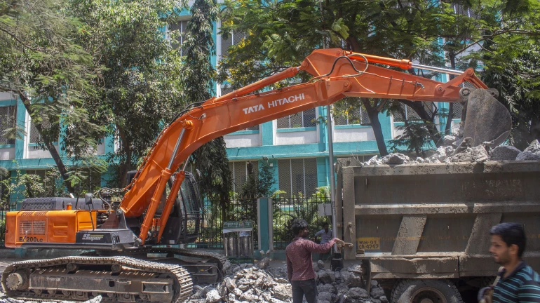 BMC extends the deadline of Lower Parel bridge completion BMC extends the deadline of Lower Parel bridge completion