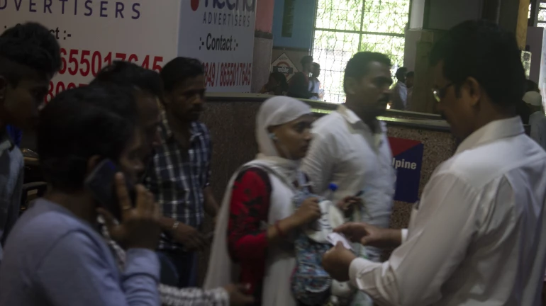 Western Railways collects ₹13 crore fine in a month from ticketless passengers Western Railways collects ₹13 crore fine in a month from ticketless passengers