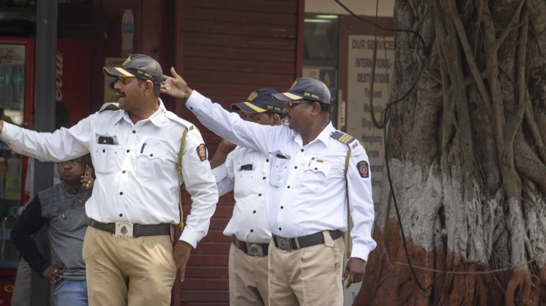 त्योहार पर नियम ना माननेवालों पर मामले दर्ज त्योहार पर नियम ना माननेवालों पर मामले दर्ज