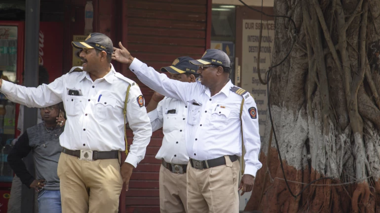 Mumbai Police uses trademark wit to warn citizens amidst surge in COVID-19 cases Mumbai Police uses trademark wit to warn citizens amidst surge in COVID-19 cases