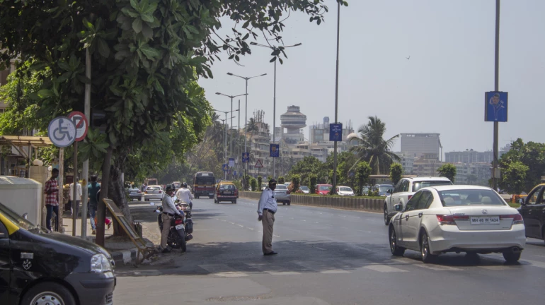 बार-बार ट्रैफिक नियम तोड़ने वालों पर सख्त कार्रवाई बार-बार ट्रैफिक नियम तोड़ने वालों पर सख्त कार्रवाई